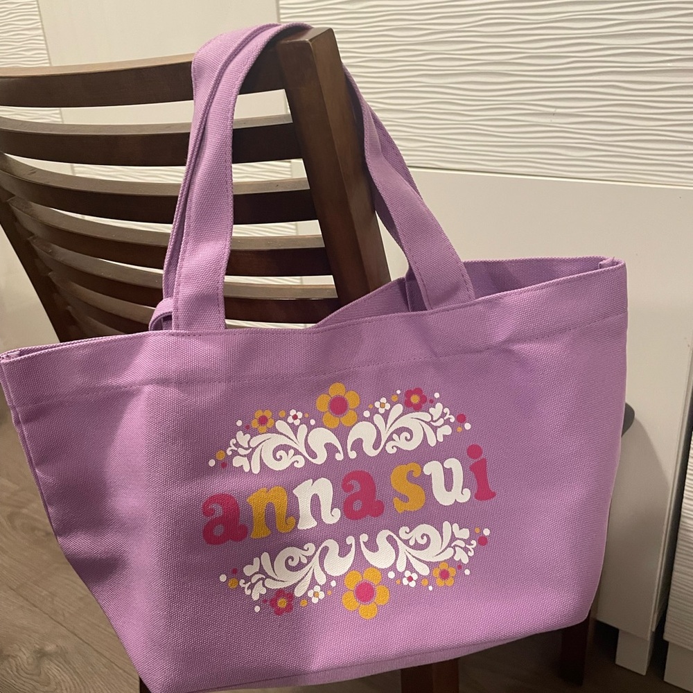 Brand New - Anna Sui Lavender Floral Canvas Tote with wristlet - Picture 6 of 9